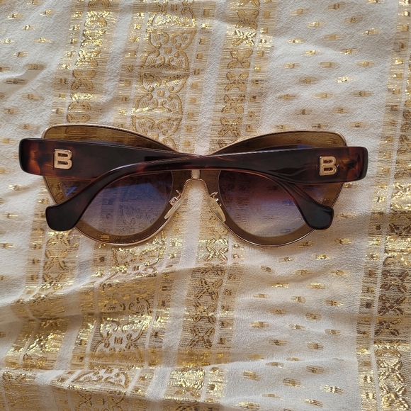 Balenciaga Gold-Tinted Sunglasses - Picture 2 of 7